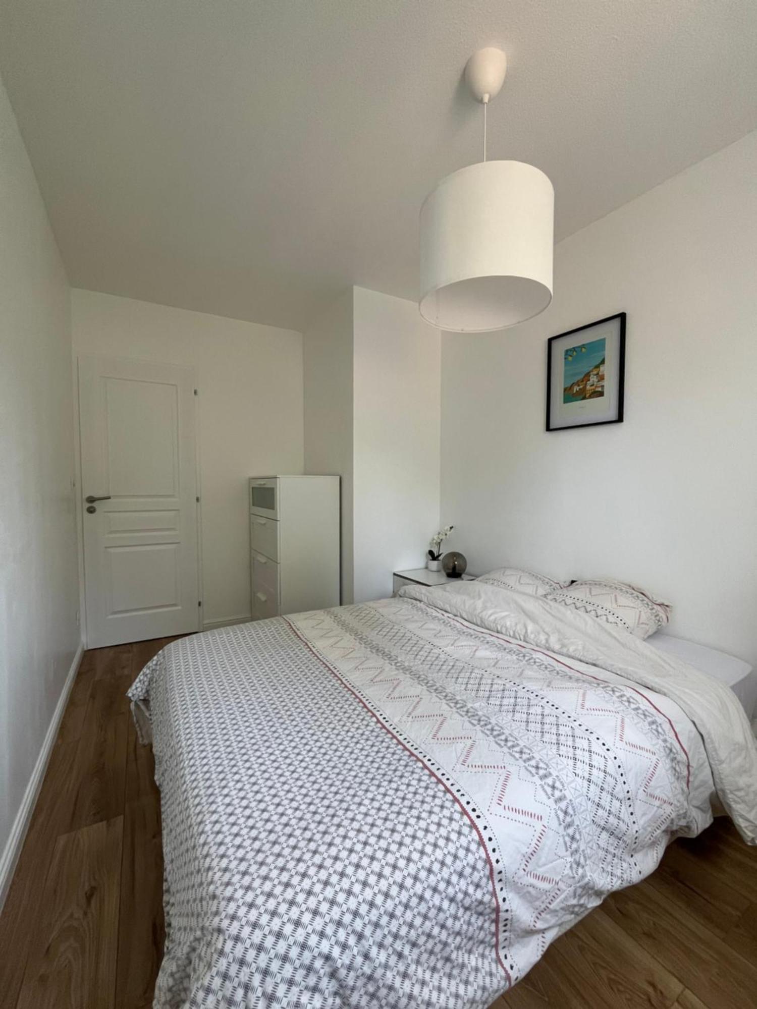 Appartement Cosy Et Confortable Saint-Genis-Laval Eksteriør billede